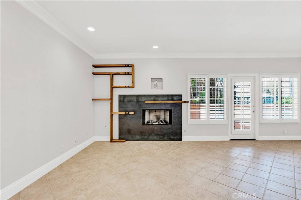Townhouse for rent at 5200 White Oak Ave #52, Encino, CA 91316