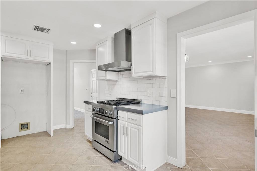 Townhouse for rent at 5200 White Oak Ave #52, Encino, CA 91316
