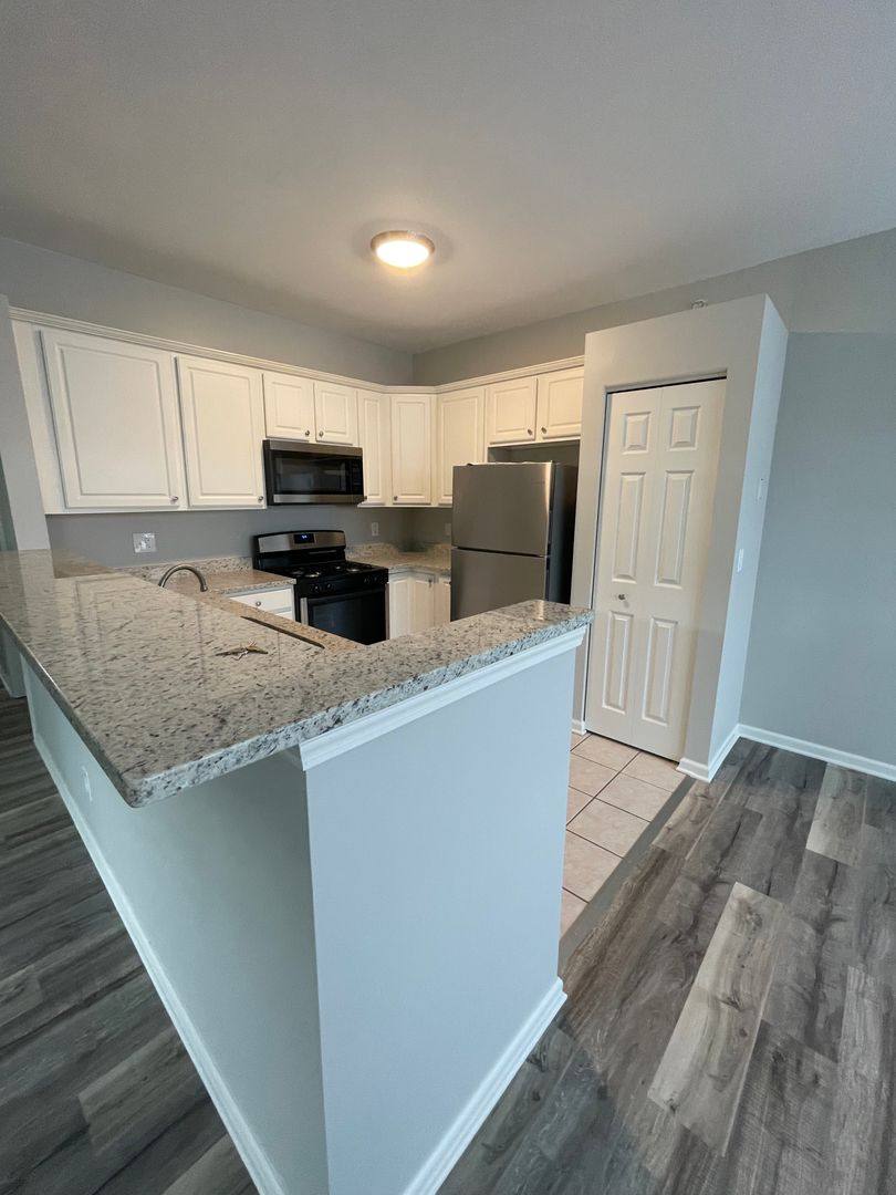 Apartment for rent at 15002-15154 Wood Farm Rd, Plainfield, IL 60544