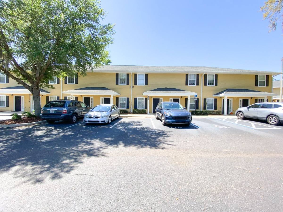 Townhouse for rent at 2927 SW 35th Place #114, Gainesville, FL 32608