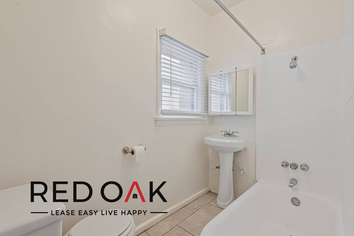 Condo for rent at 1616 N Normandie Ave #101, Los Angeles, CA 90027