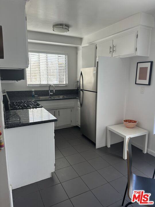 Apartment for rent at 1441 S Hayworth Ave #8, Los Angeles, CA 90035