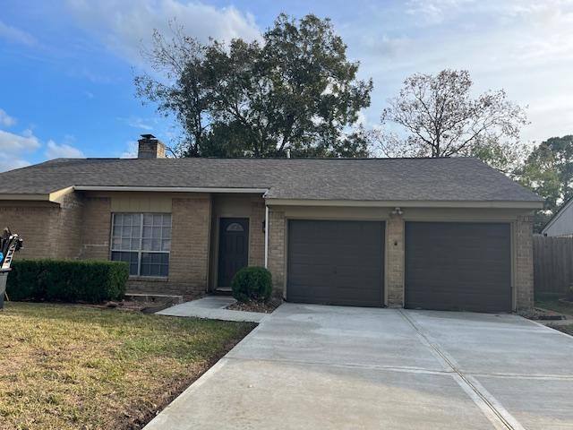 Apartment for rent at 15814 Havenhurst Dr, Houston, TX 77059
