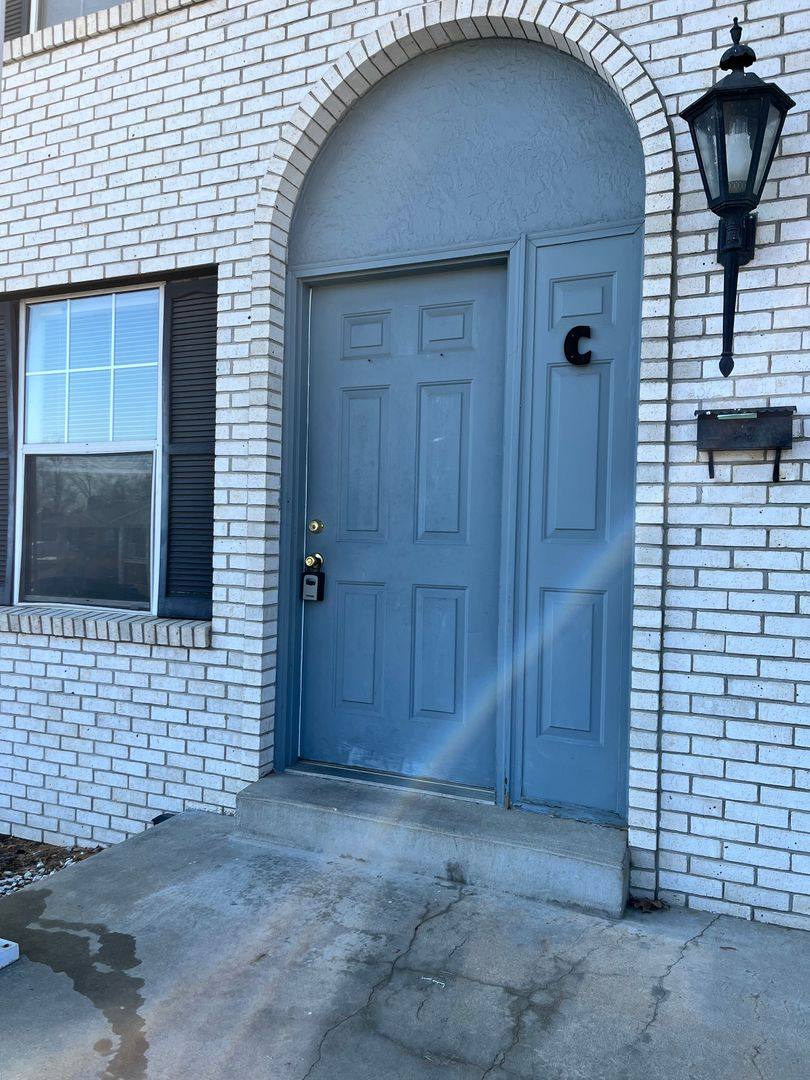 Apartment for rent at 1210 W Main St, Festus, MO 63028
