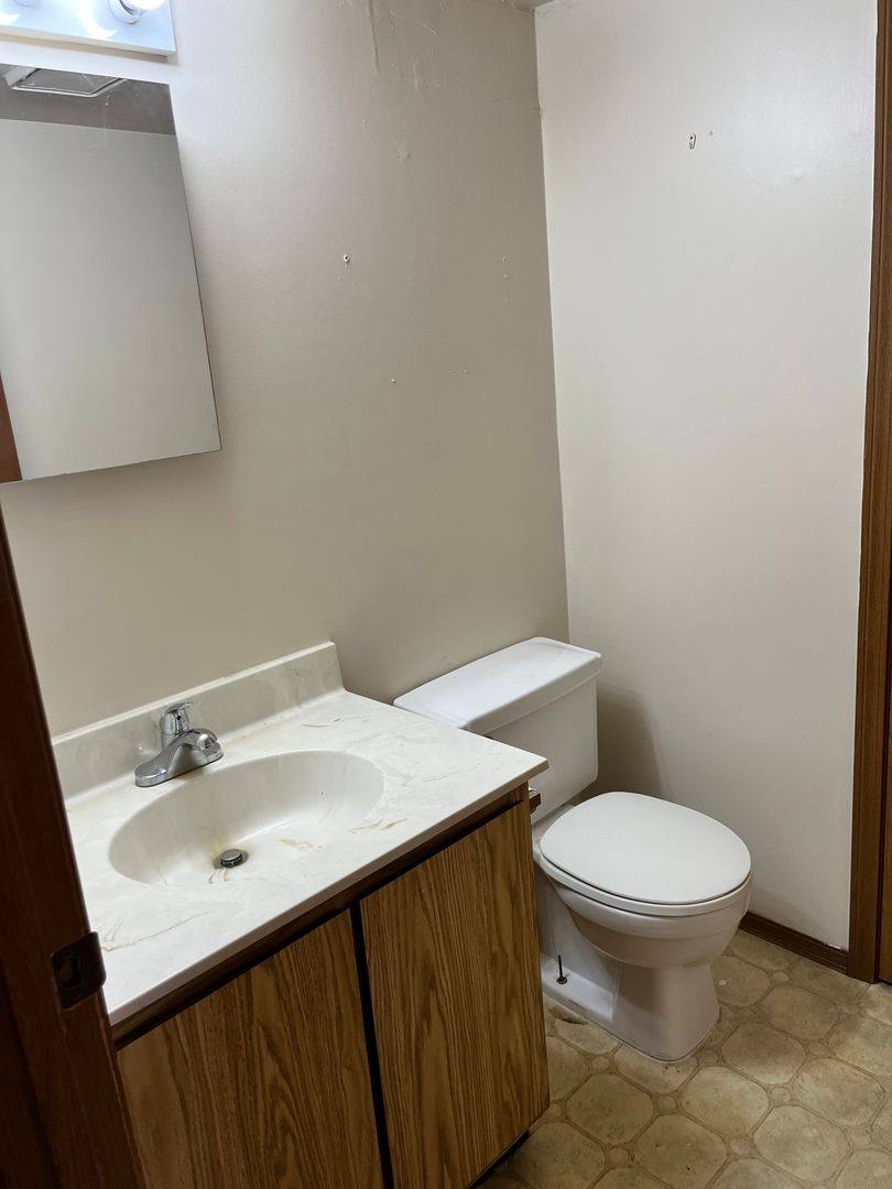 Apartment for rent at 1210 W Main St, Festus, MO 63028