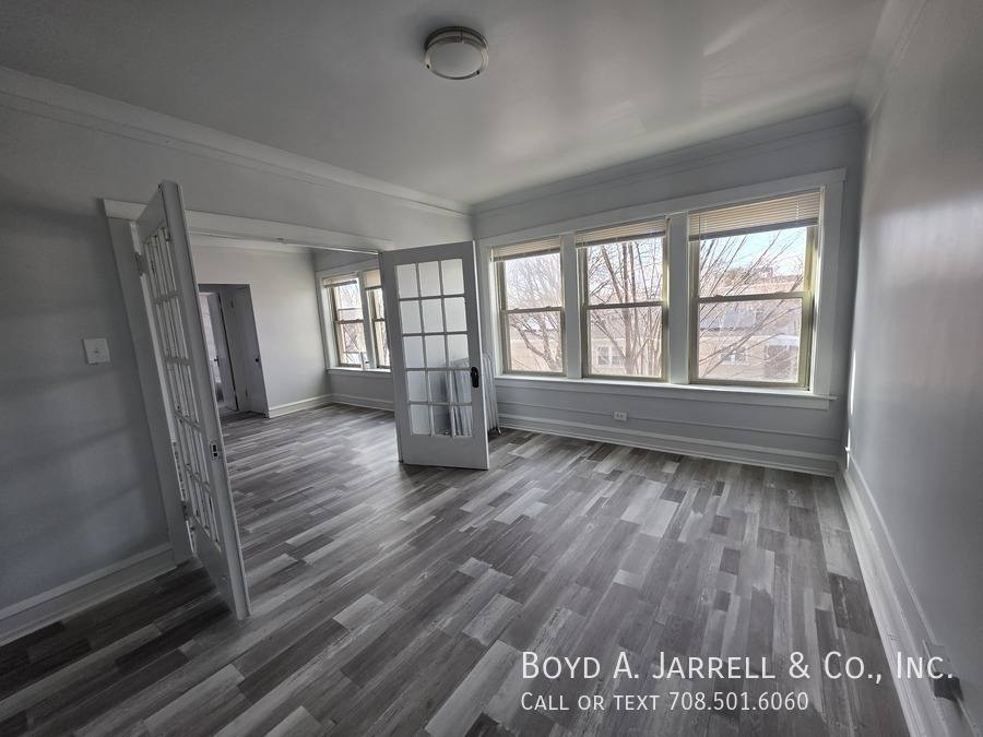 Apartment for rent at 10855 S Vernon Ave #109 55-2W, Chicago, IL 60628