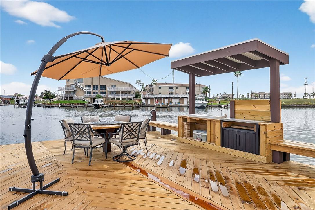 Condo for rent at 14142 E Cabana St, Corpus Christi, TX 78418