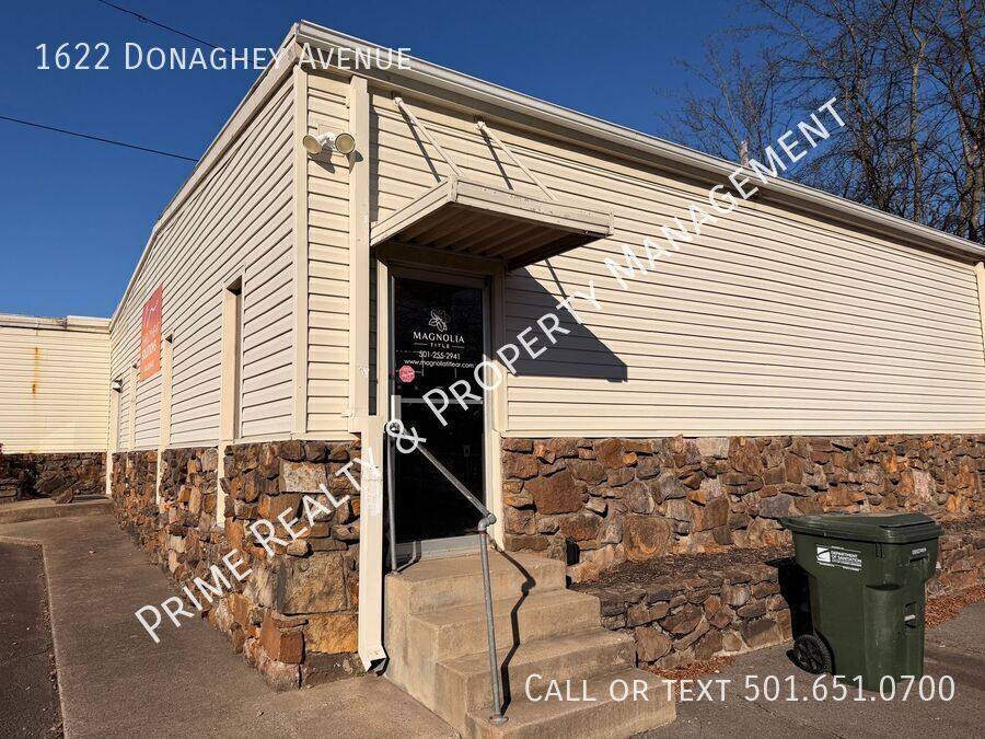 Apartment for rent at 1622 Donaghey Ave, Conway, AR 72034