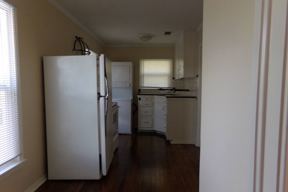 Apartment for rent at 2007 Tremont Ave, Fort Worth, TX 76107