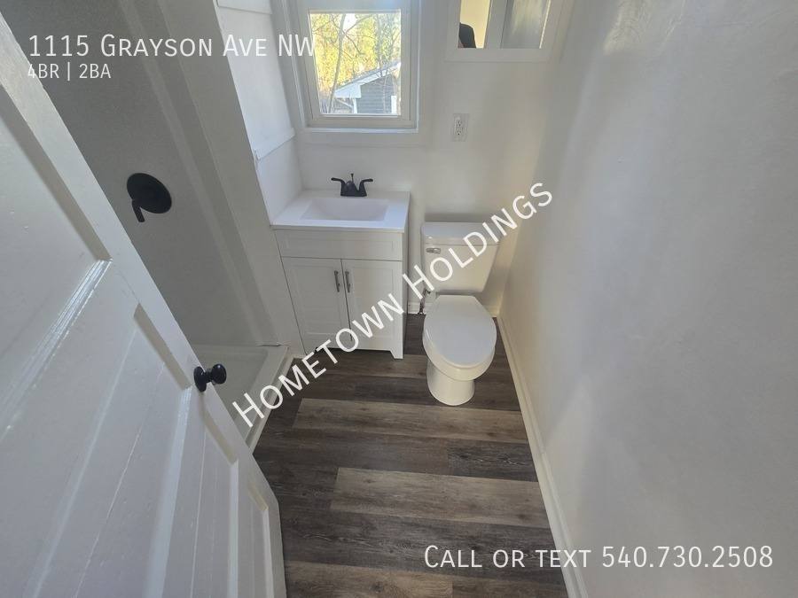 House for rent at 1115 Grayson Ave NW, Roanoke, VA 24017