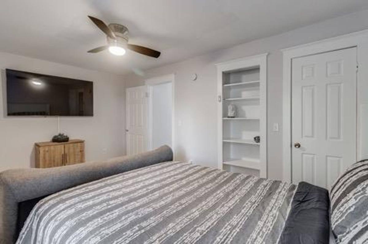 Apartment for rent at 1113 Olympia Ave, Columbia, SC 29201