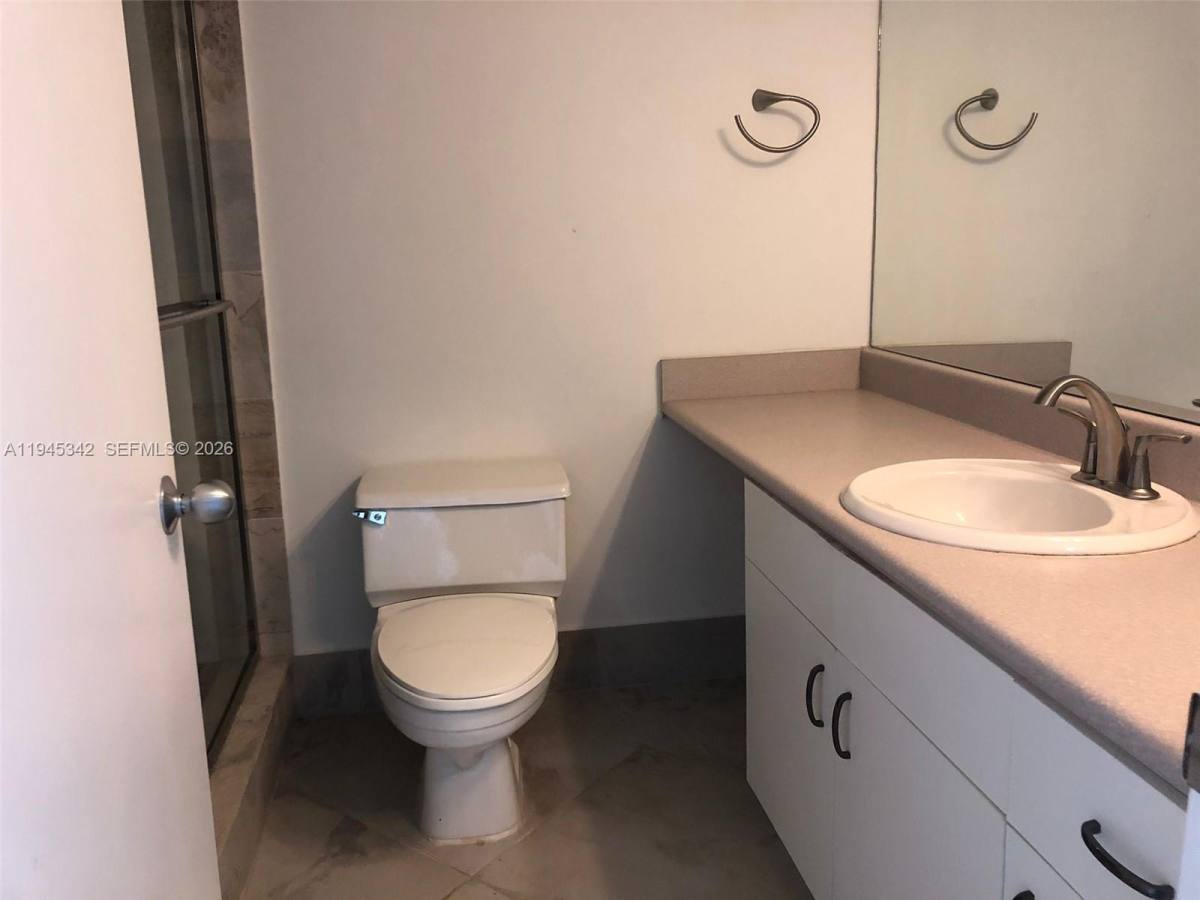 Apartment for rent at 701 Brickell Key Blvd #1606, Miami, FL 33131