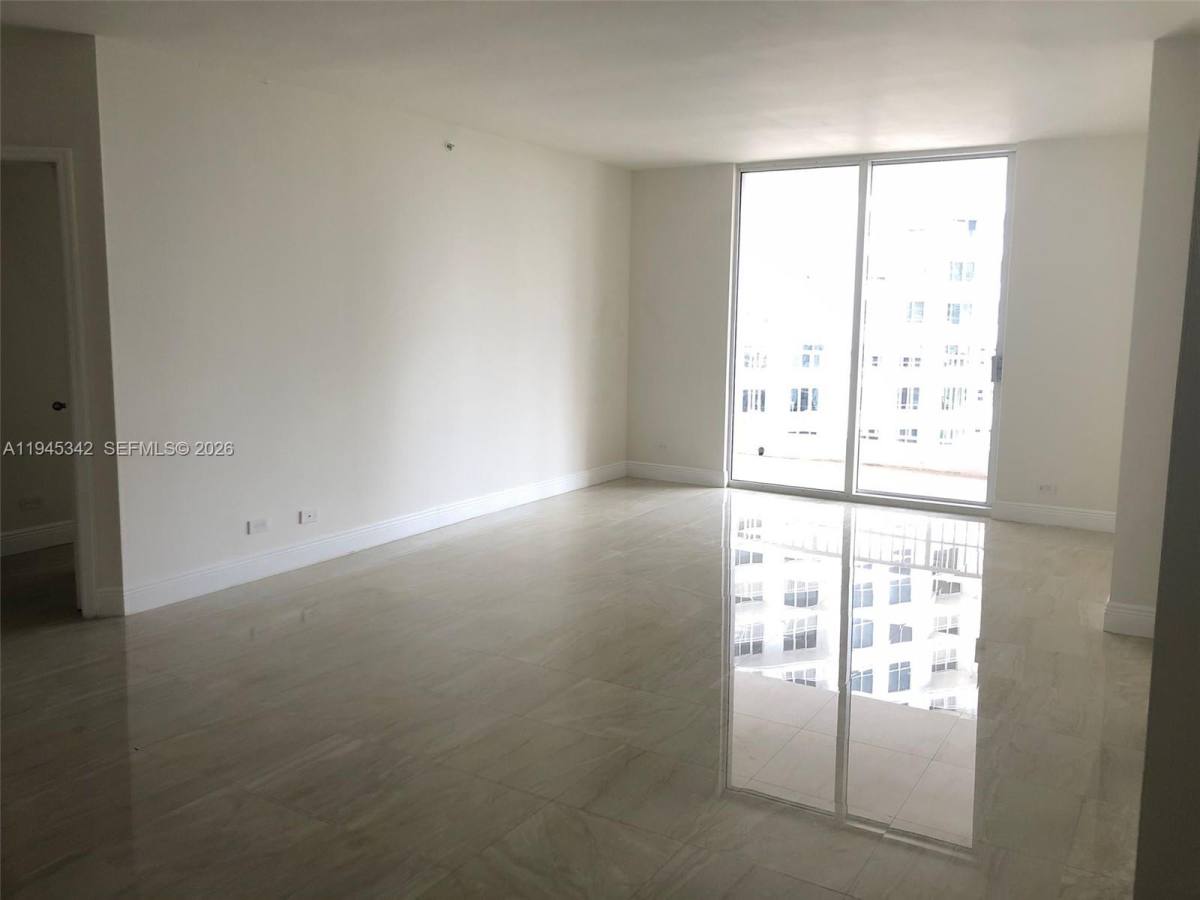 Apartment for rent at 701 Brickell Key Blvd #1606, Miami, FL 33131
