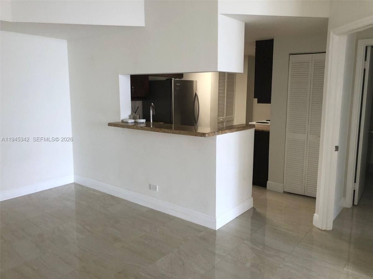 Apartment for rent at 701 Brickell Key Blvd #1606, Miami, FL 33131