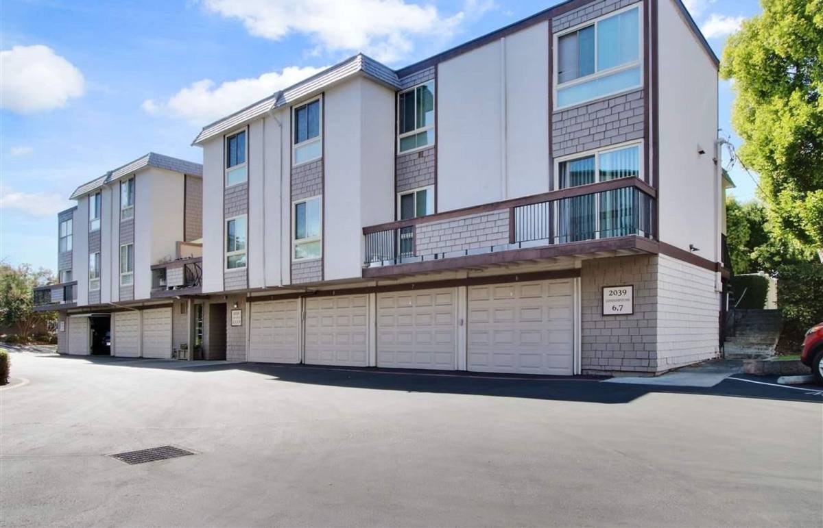 Condo for rent at 2039 Sierra Rd, Concord, CA 94518