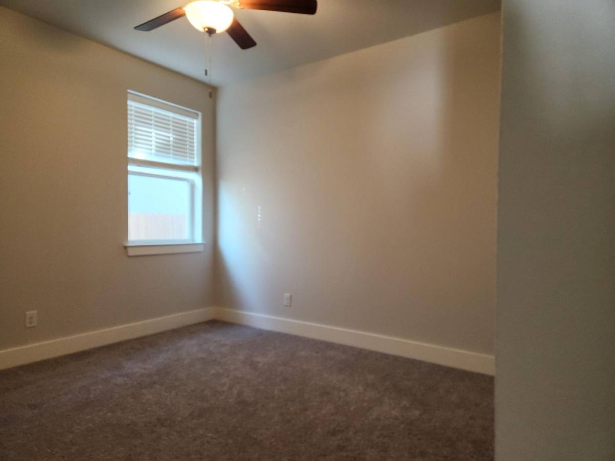 House for rent at 303 Winston Dr, Fredericksburg, TX 78624