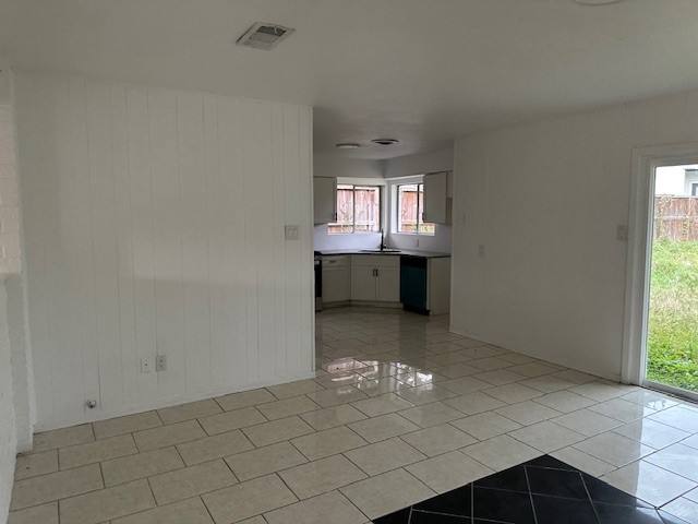Apartment for rent at 910 1 2 Oak St #910, Houston, TX 77018