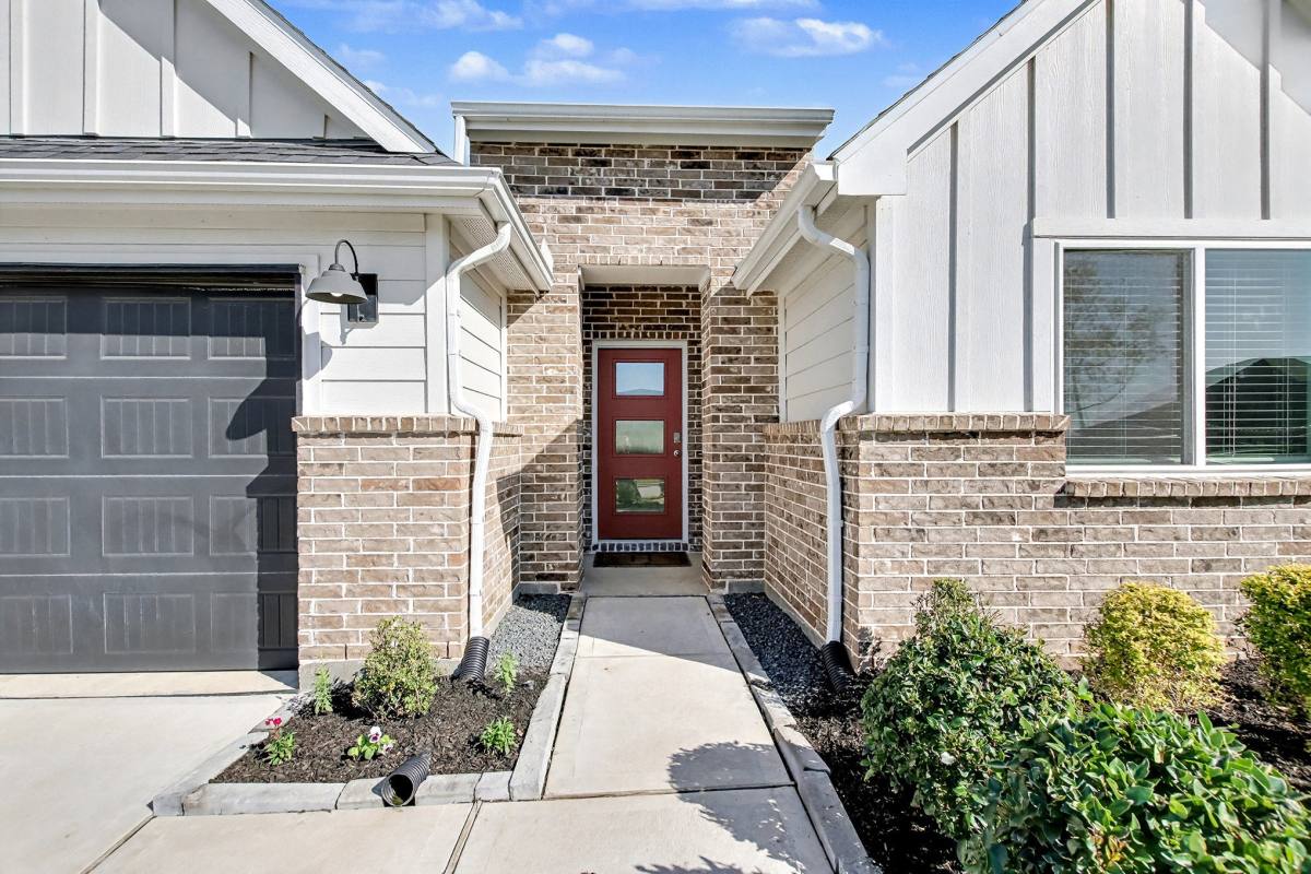 Apartment for rent at 3839 Hordley Terrace Trail, Fulshear, TX 77441