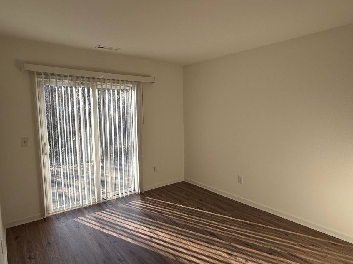 House for rent at 6319 Elliott Dr, Charlotte, NC 28216