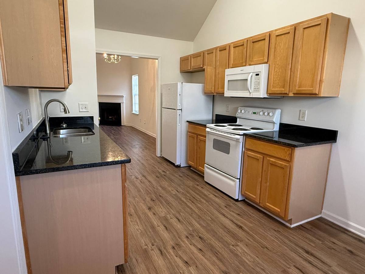 House for rent at 6319 Elliott Dr, Charlotte, NC 28216