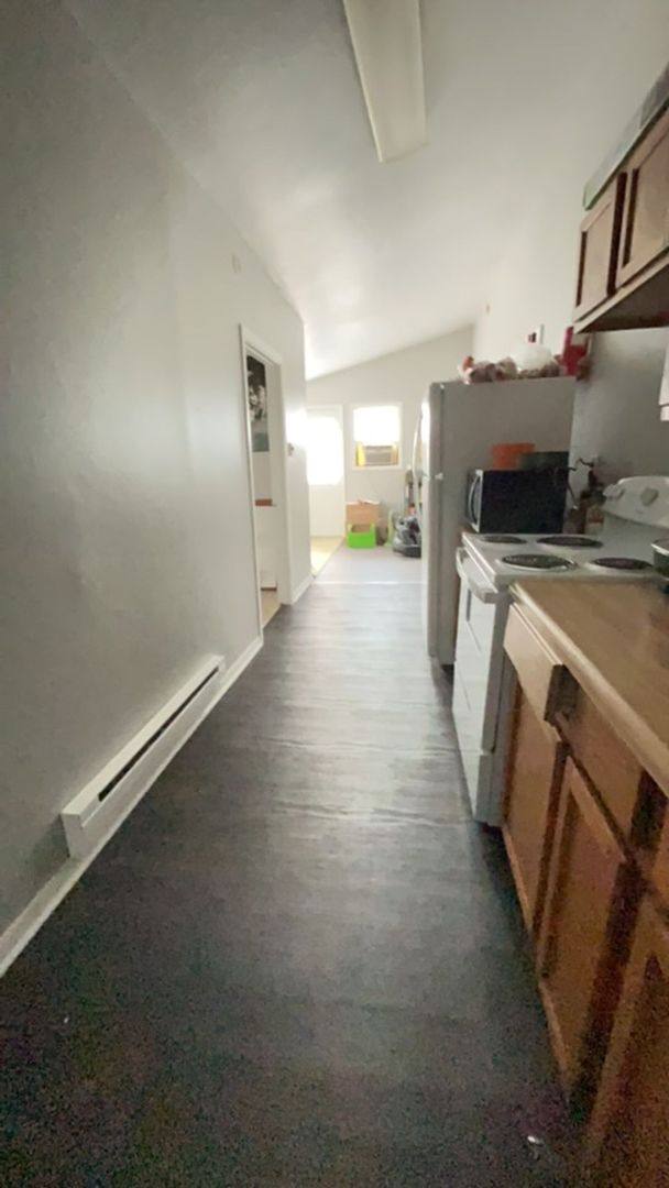 Apartment for rent at 111 S Dicks St, Muncie, IN 47303