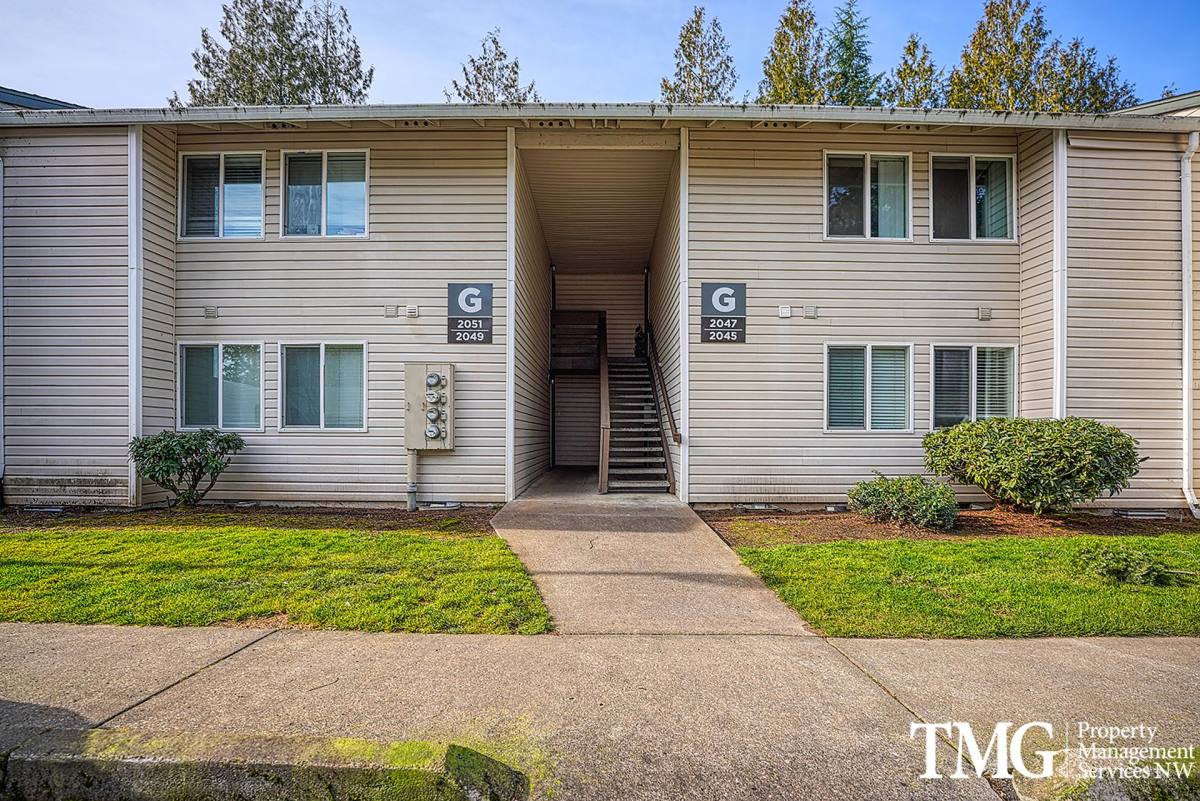 Apartment for rent at 2079 SW 257th Dr, Troutdale, OR 97060