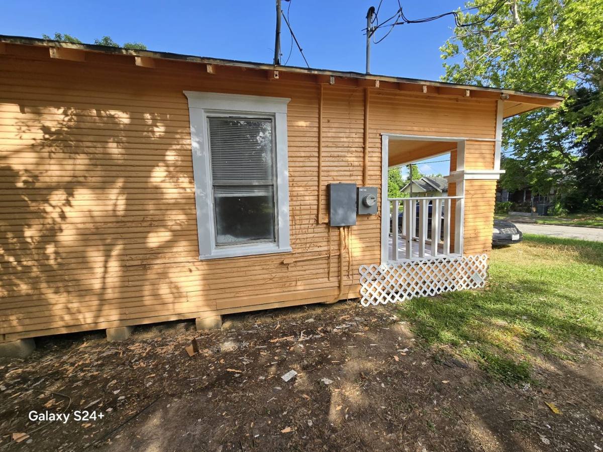 House for rent at 755 Doucette Ave, Beaumont, TX 77701