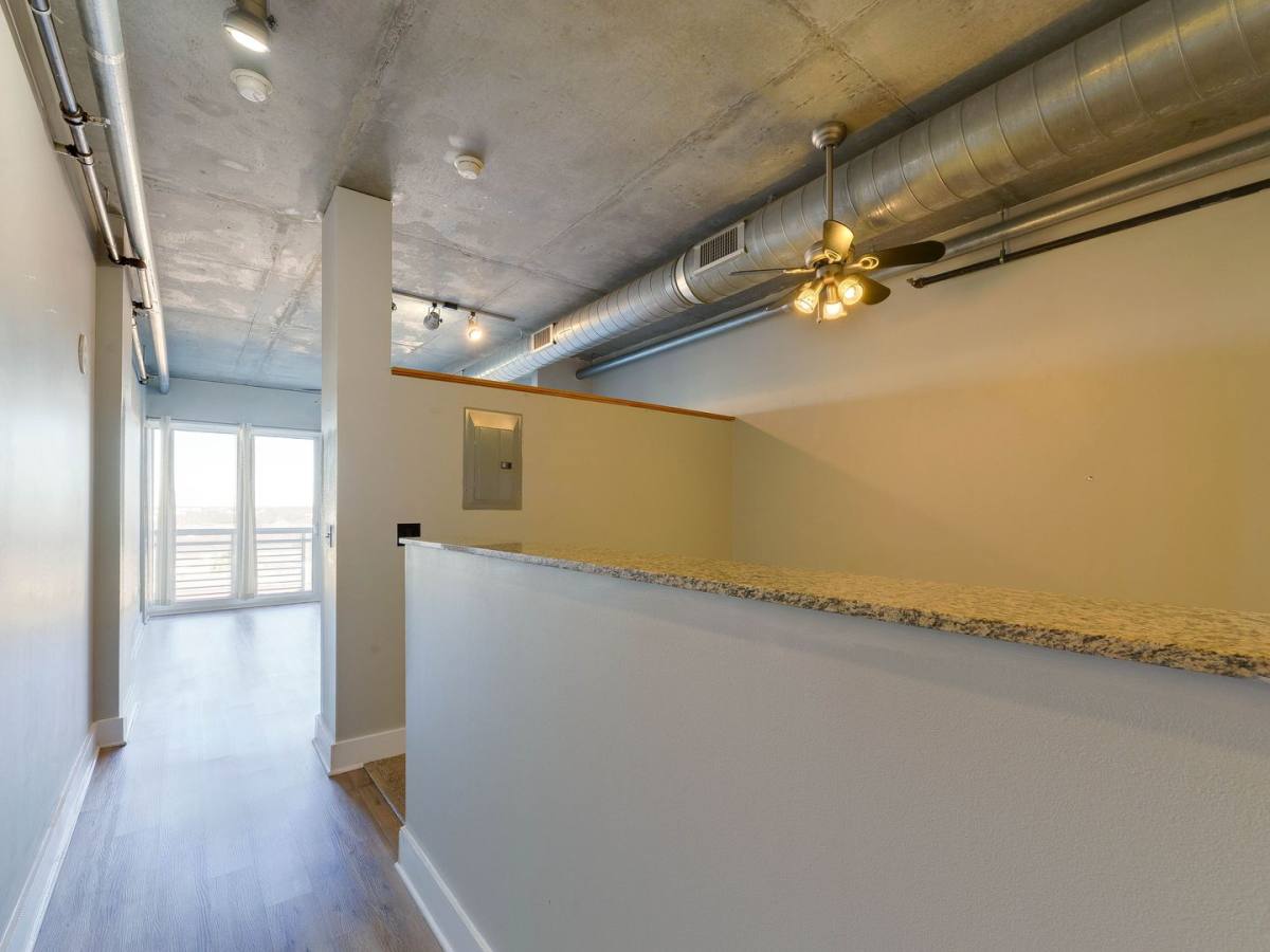 Condo for rent at 505 E 6th St, Charlotte, NC 28202