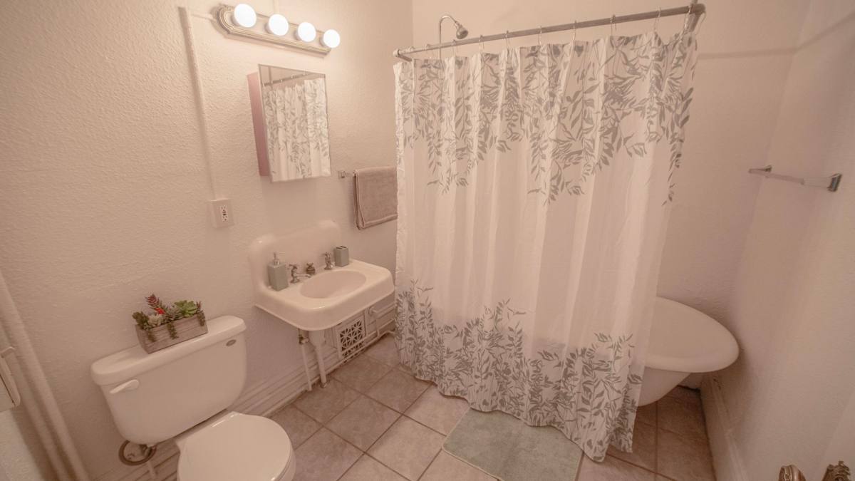 Apartment for rent at 26 Robert St N, Fargo, ND 58102
