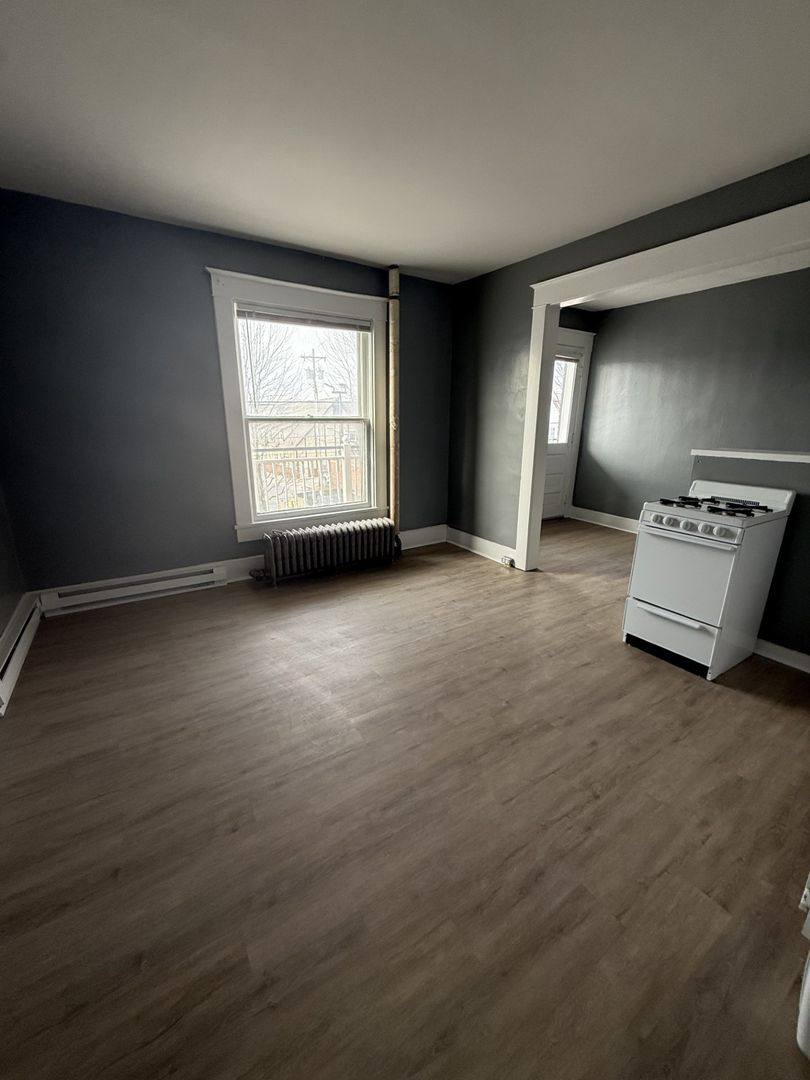 Apartment for rent at 316 S Monroe St, Muncie, IN 47305