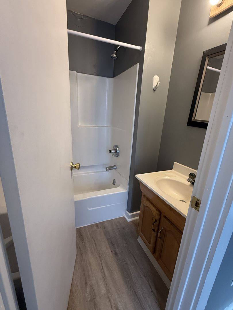 Apartment for rent at 316 S Monroe St, Muncie, IN 47305