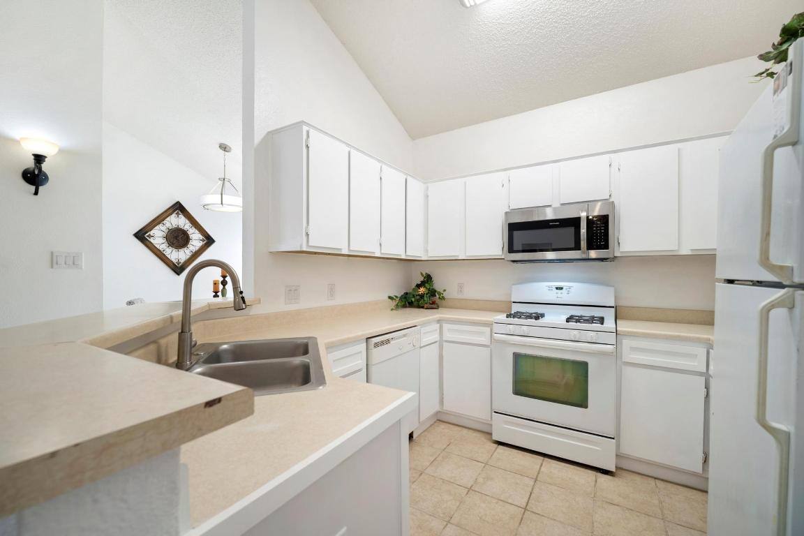 Apartment for rent at 2614 Howellwood Way #2614B, Austin, TX 78748