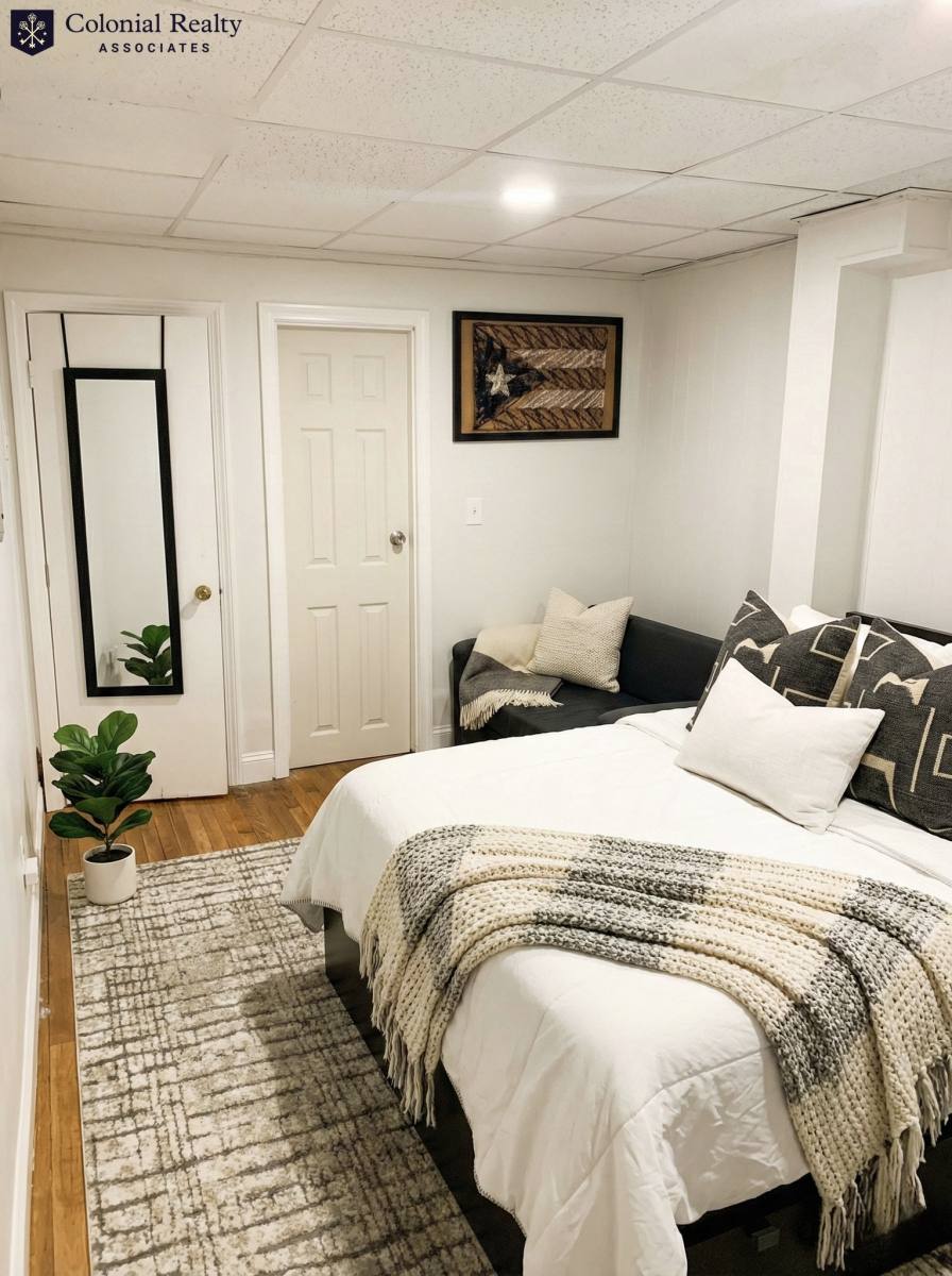 Apartment for rent at 923 Beacon St #3, Boston, MA 02215