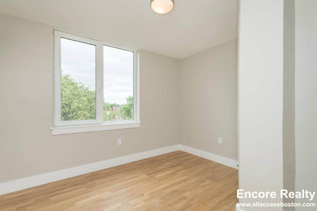 Apartment for rent at 334 Harvard St #N13, Cambridge, MA 02139