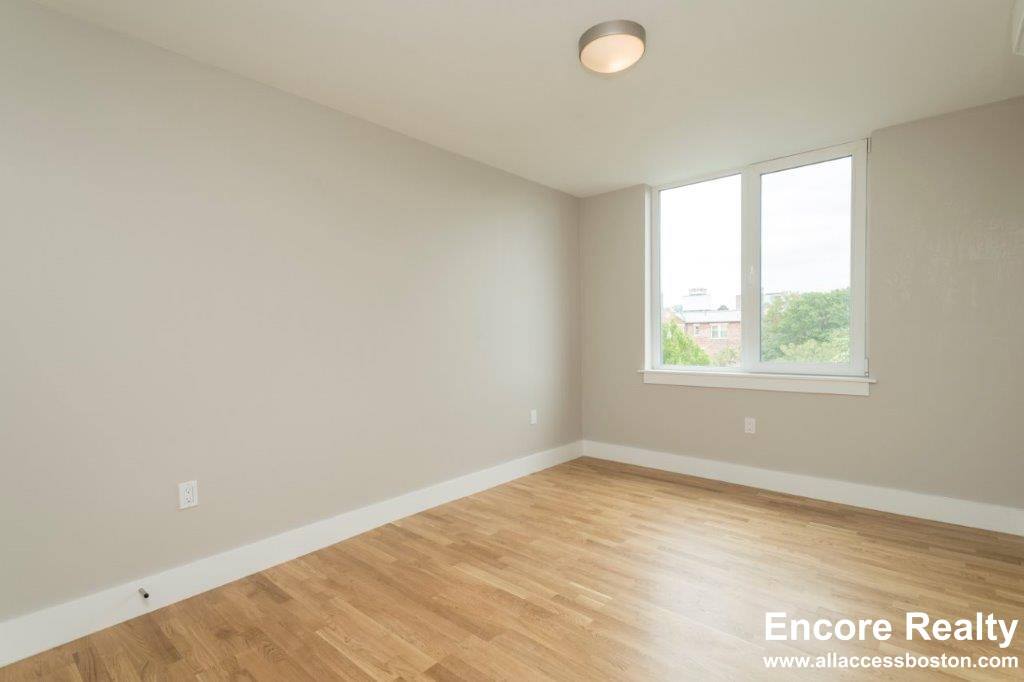 Apartment for rent at 334 Harvard St #N13, Cambridge, MA 02139