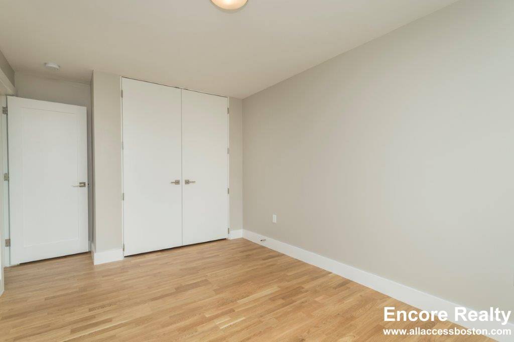 Apartment for rent at 334 Harvard St #N13, Cambridge, MA 02139