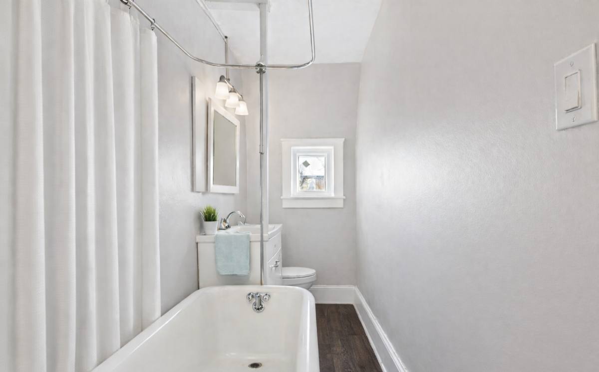 Apartment for rent at 808-930 N 63rd St, Philadelphia, PA 19151