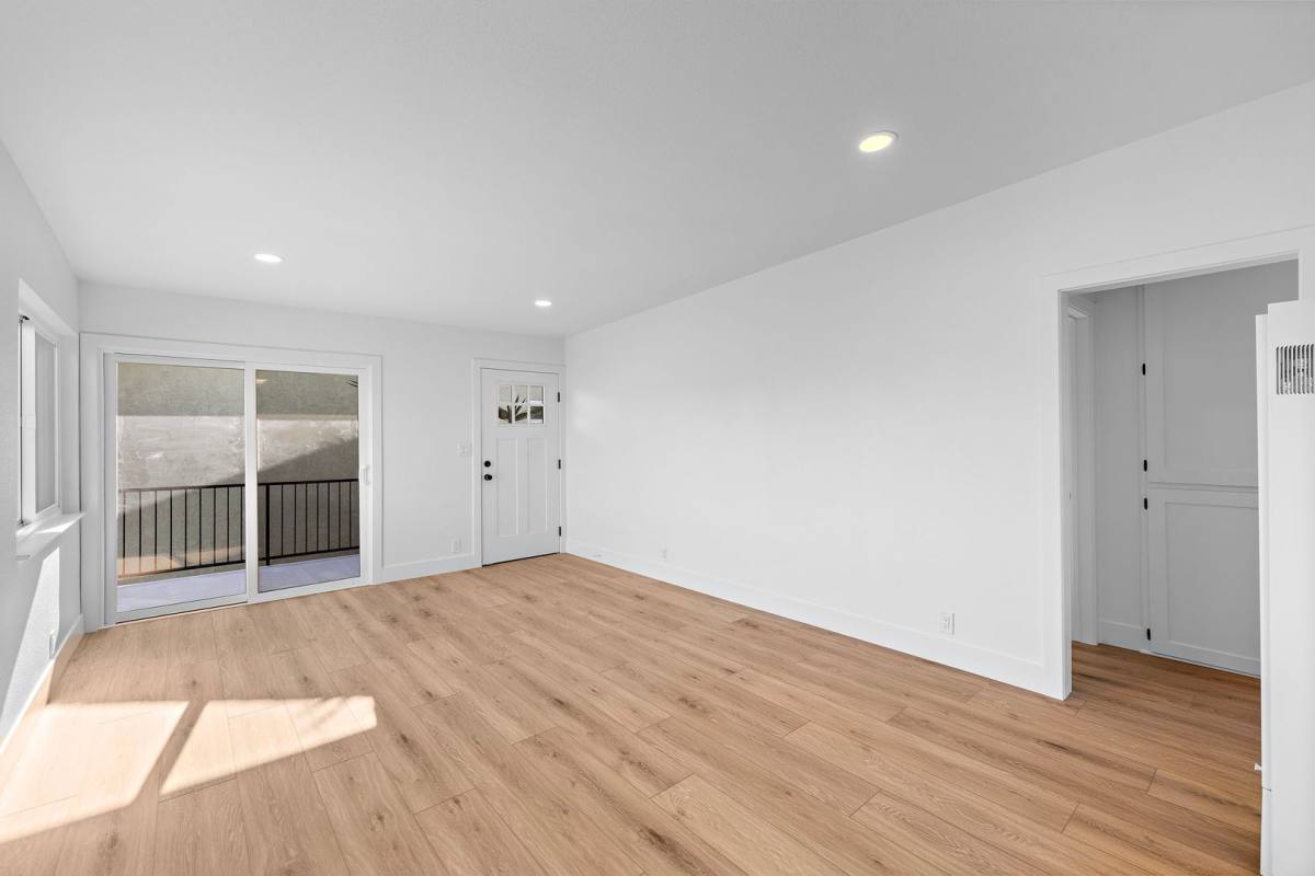 Apartment for rent at 213 Avenida Lobeiro, San Clemente, CA 92672
