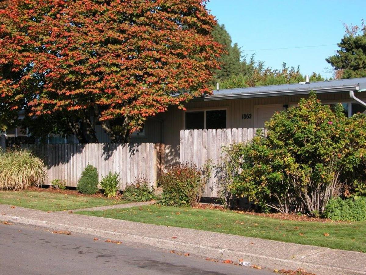 Apartment for rent at 1812 32nd Place NE, Salem, OR 97301