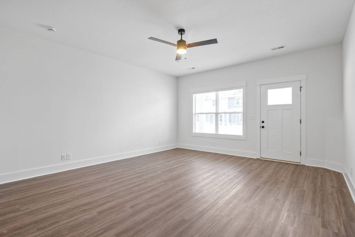 Townhouse for rent at 325 Front Ridge Circle, Clarksville, TN 37040