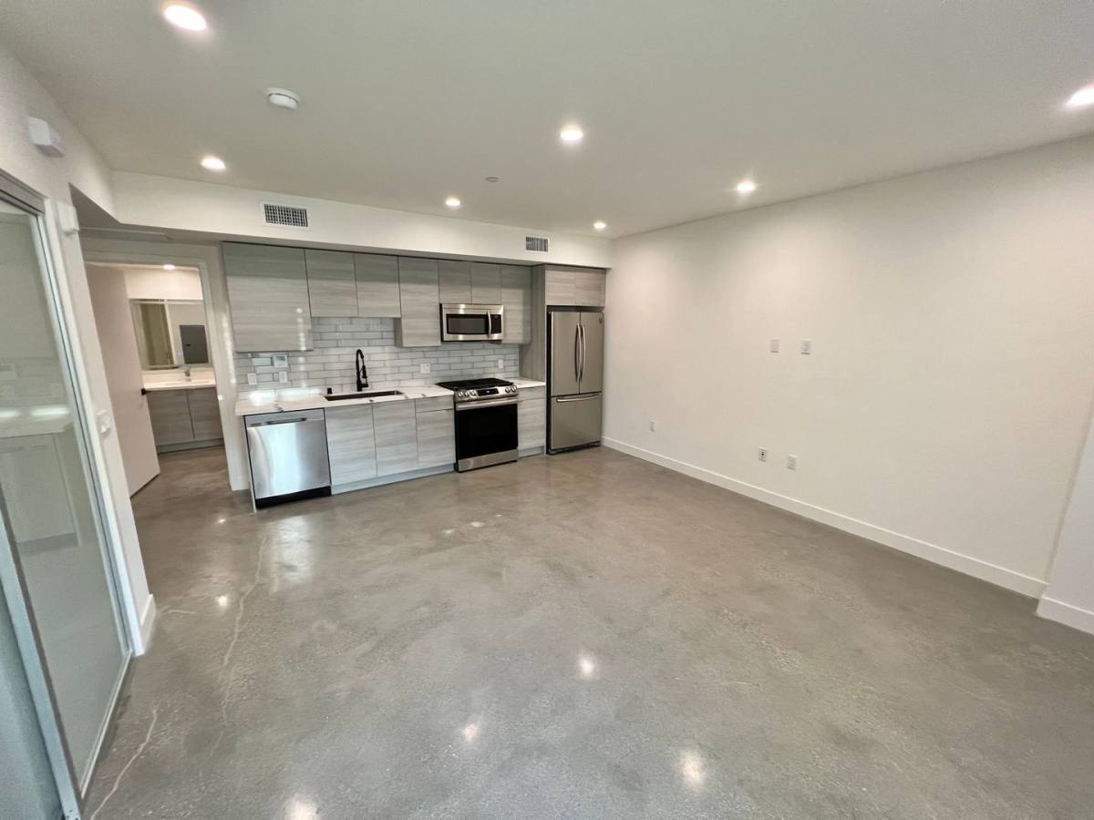 Apartment for rent at 3355 Overland Ave, Los Angeles, CA 90034