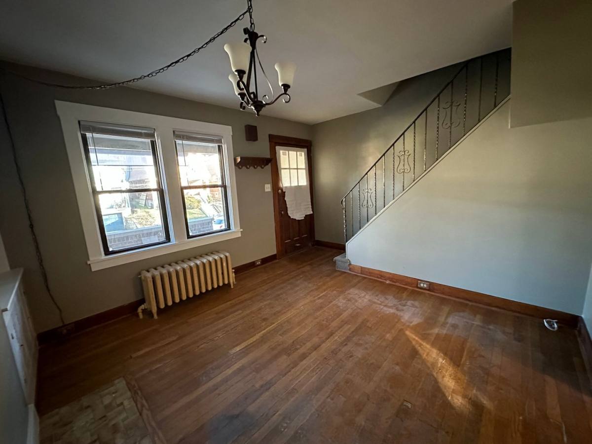 House for rent at 3561 Beechwood Blvd, Pittsburgh, PA 15217