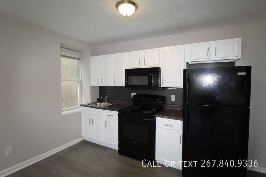 Apartment for rent at 1016-1018 S 52nd St #18-1A, Philadelphia, PA 19143