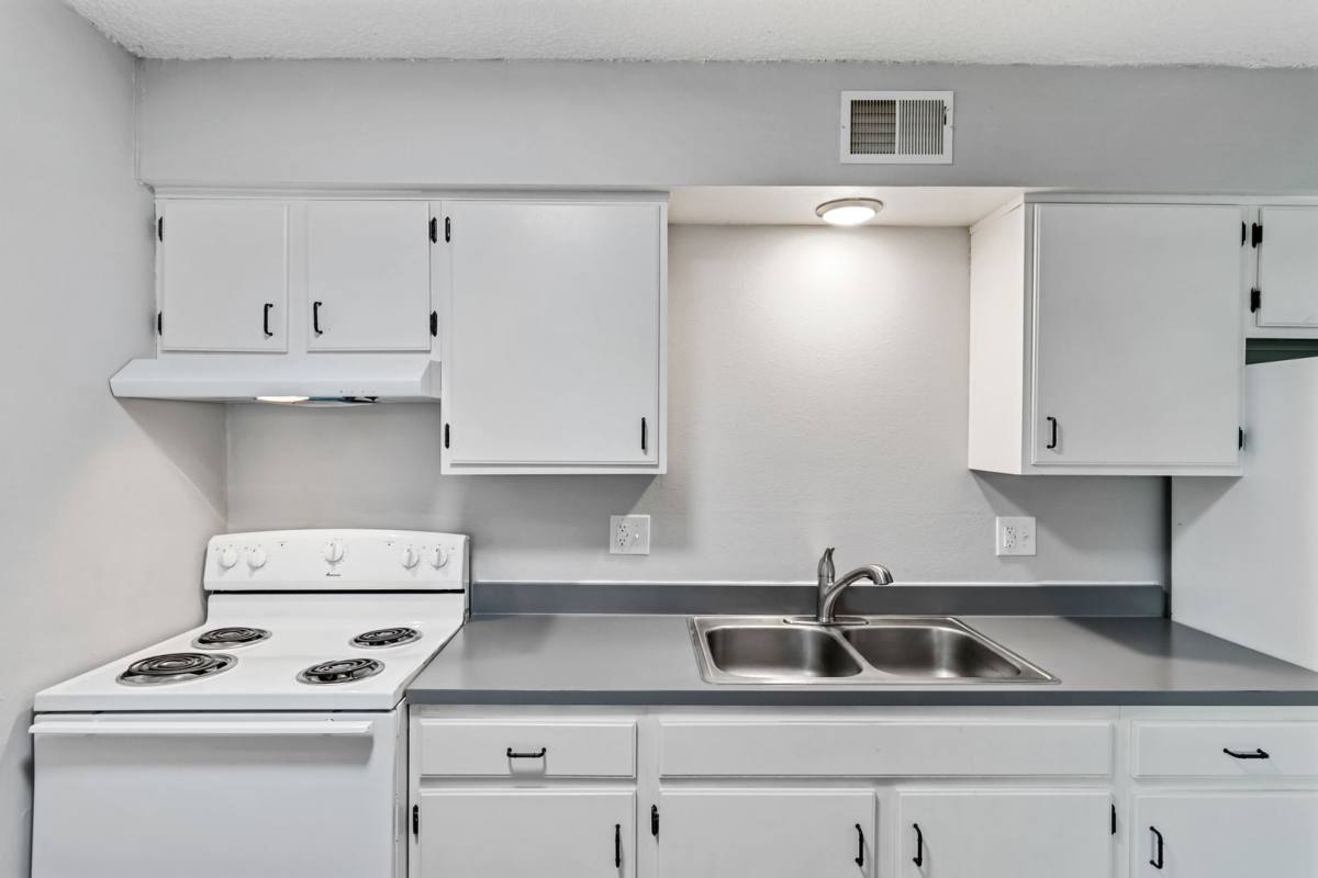 Apartment for rent at 282 S Clinton St, Grand Ledge, MI 48837