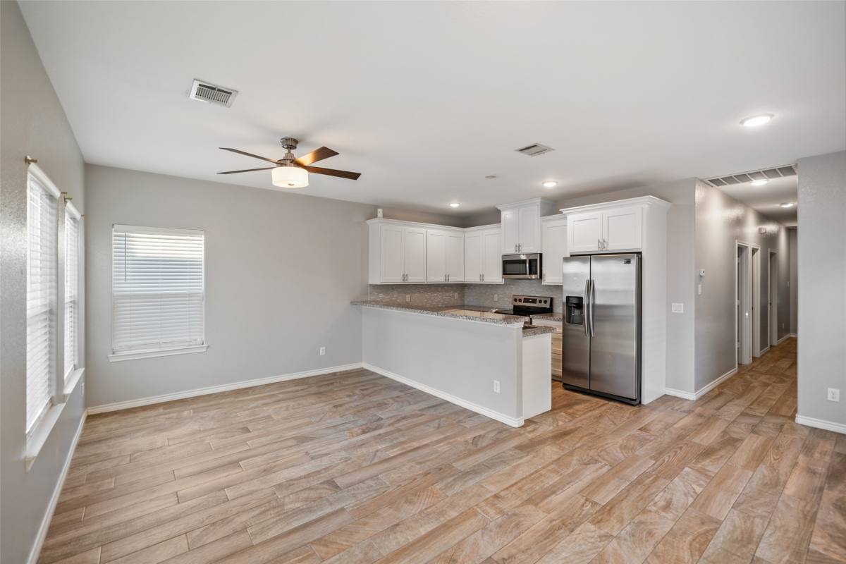 Apartment for rent at 16928 Kempwood, Montgomery, TX 77316