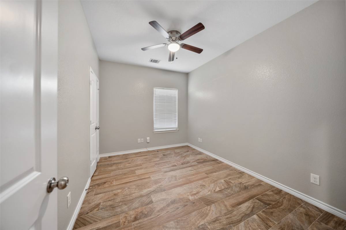 Apartment for rent at 16928 Kempwood, Montgomery, TX 77316