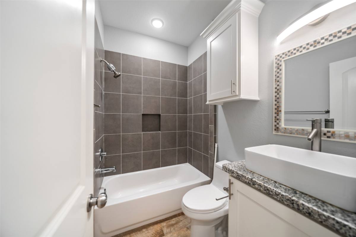 Apartment for rent at 16928 Kempwood, Montgomery, TX 77316