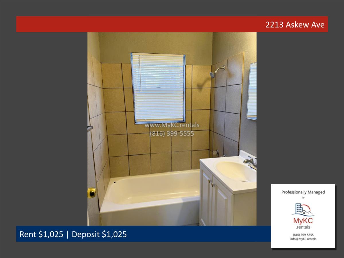 Townhouse for rent at 2213 Askew Ave, Kansas City, MO 64127