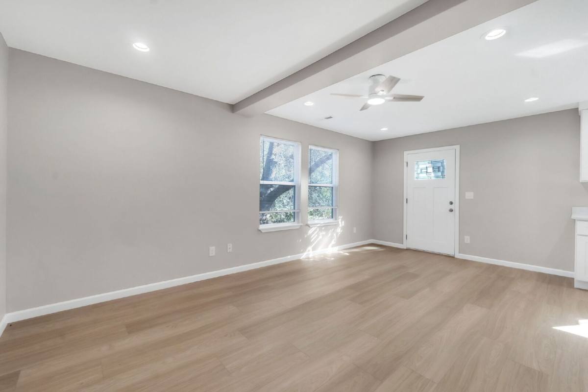Townhouse for rent at 253 Woodruff St, Woodruff, SC 29388