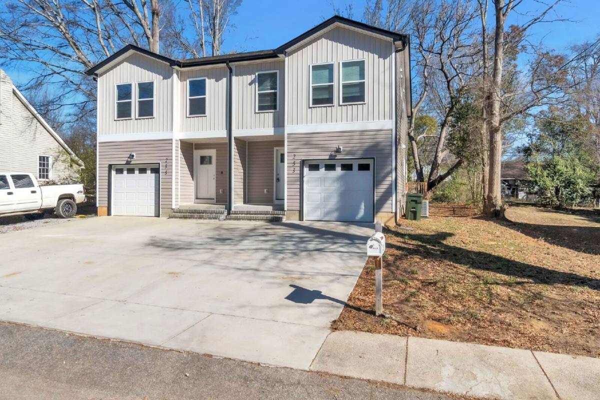 Townhouse for rent at 253 Woodruff St, Woodruff, SC 29388